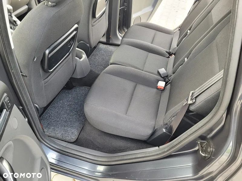 Ford C-MAX 1.8 Titanium - 30