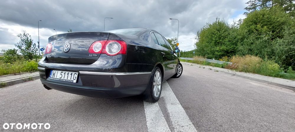 Volkswagen Passat 2.0 TDI DPF Highline - 6