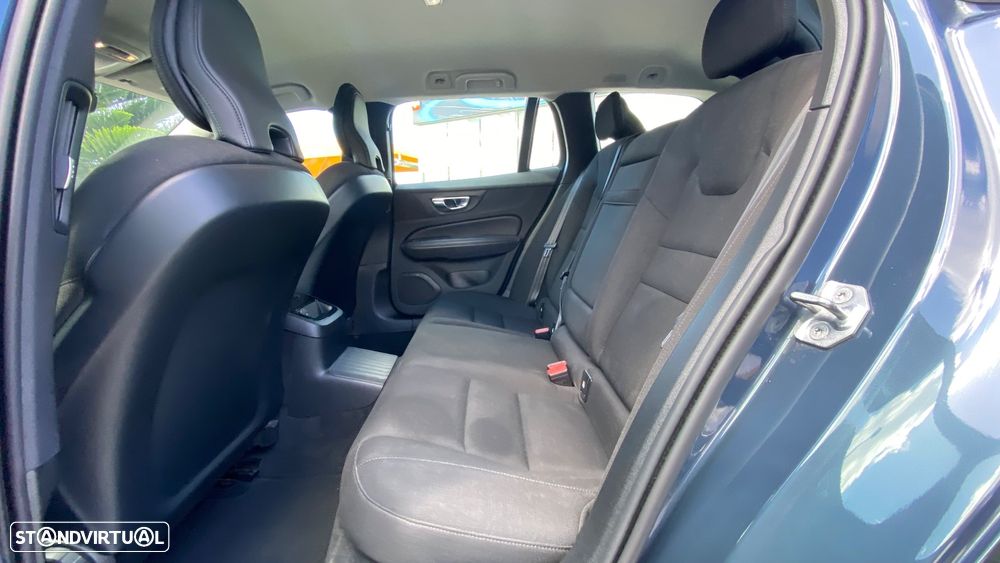Volvo V60 2.0 T6 AWD TE Inscription Expression - 25