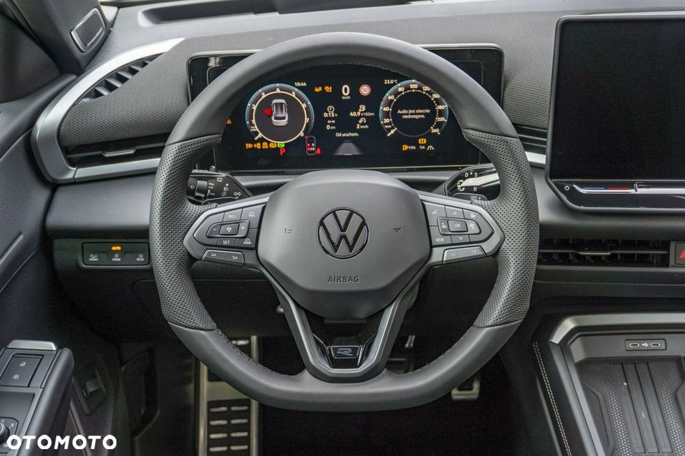 Volkswagen T-Roc - 24