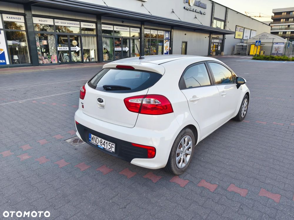 Kia Rio 1.2 Business Line - 6