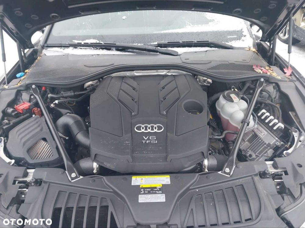 Audi A8 - 10