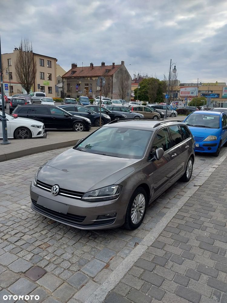 Volkswagen Golf 2.0 TDI (BlueMotion Technology) DSG Comfortline - 24