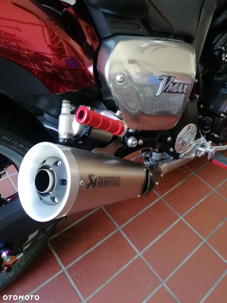 Yamaha V-MAX - 22