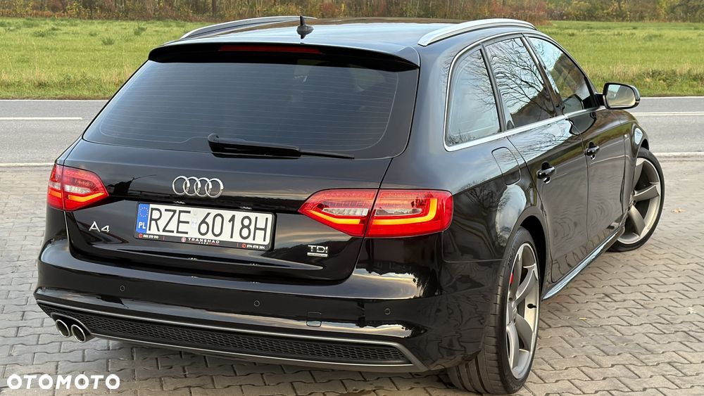 Audi A4 Avant 2.0 TDI DPF quattro S tronic S line Sportpaket - 12
