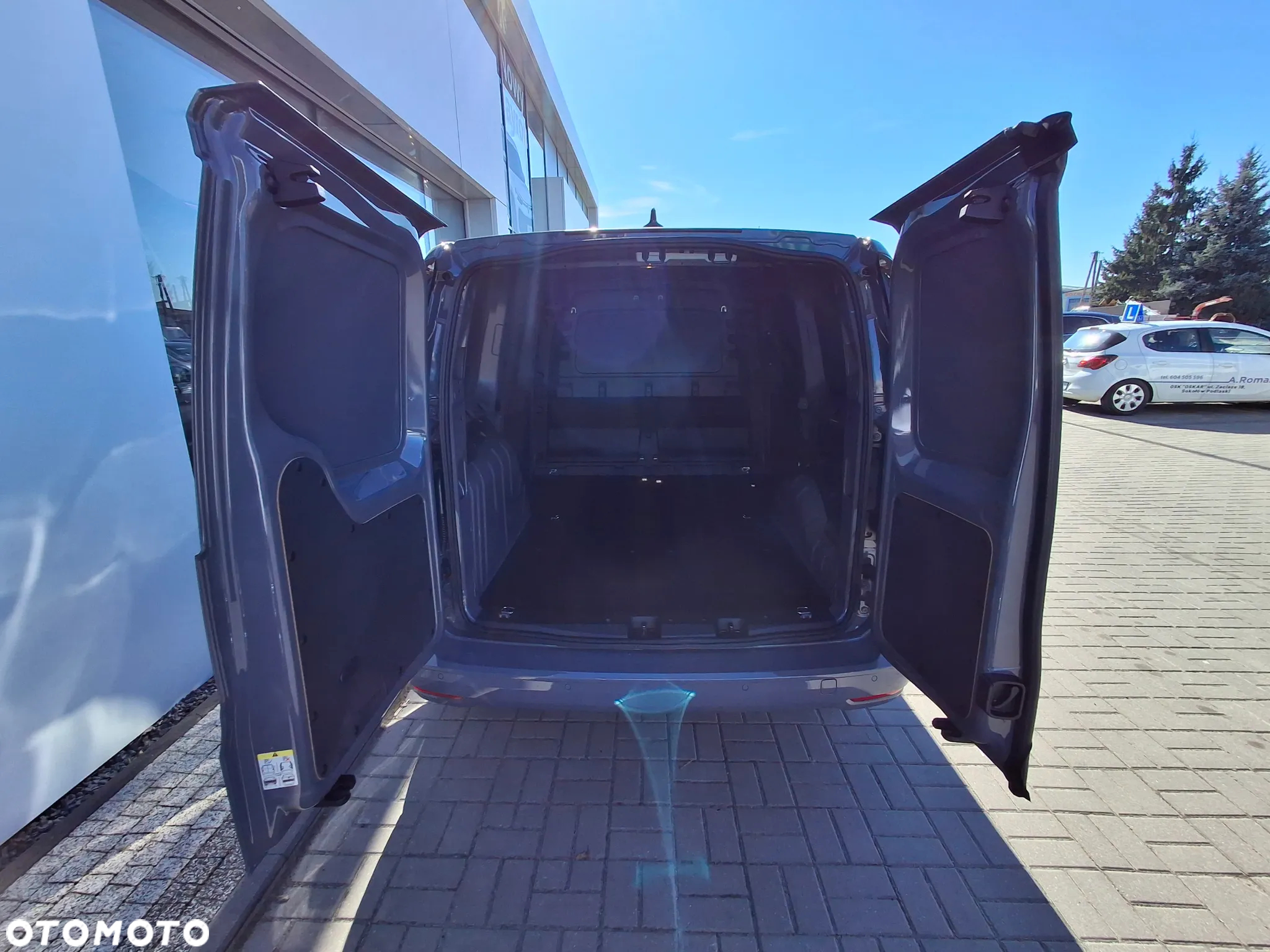 Volkswagen Caddy 2.0 TDI DSG - 8