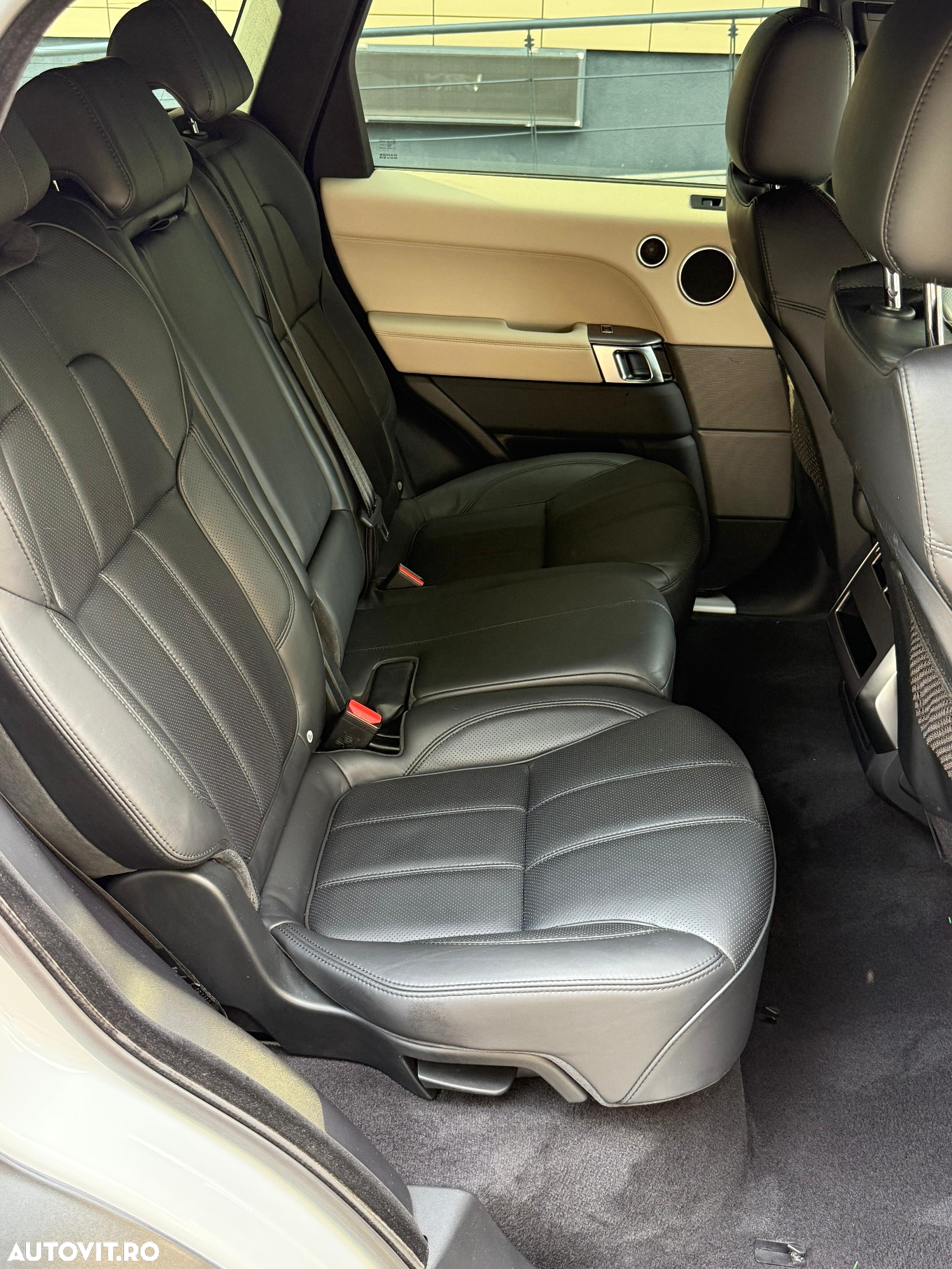 Land Rover Range Rover Sport 3.0 I6 D300 MHEV HSE Dynamic - 6
