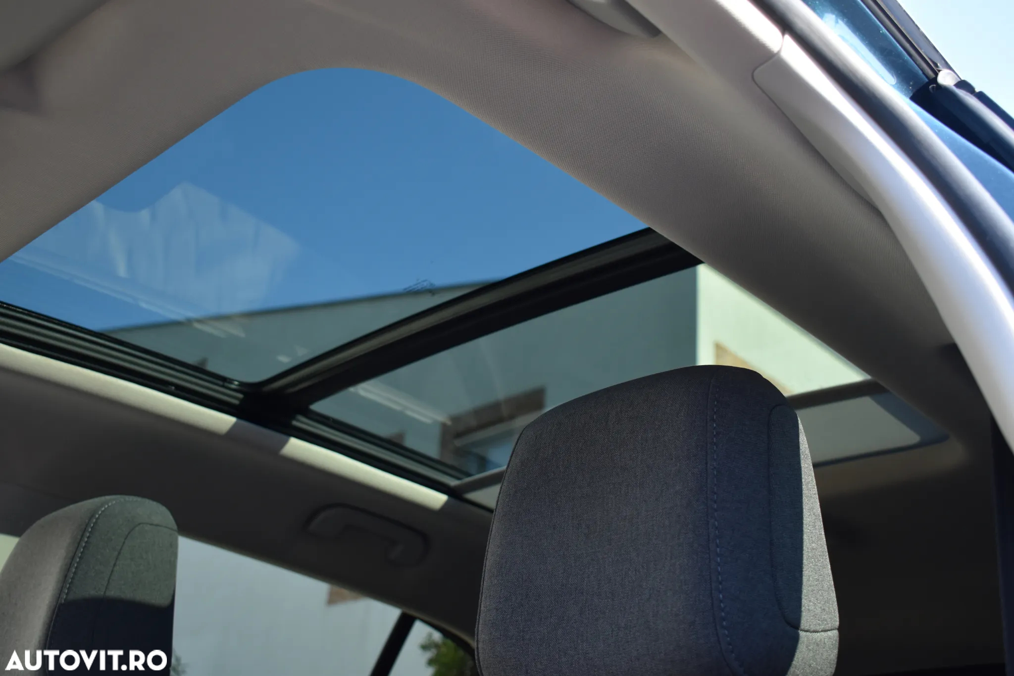 Citroën C5 Aircross Hybrid 225 e.EAT8 SHINE PACK - 16