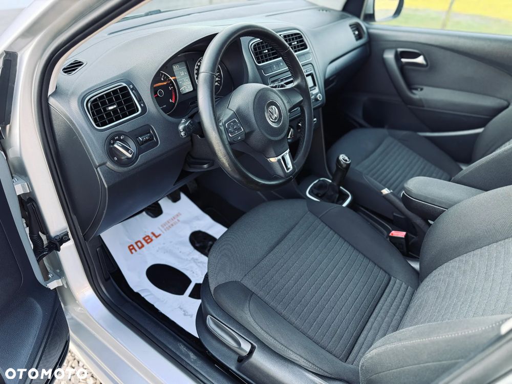 Volkswagen Polo 1.6 TDI Highline - 13