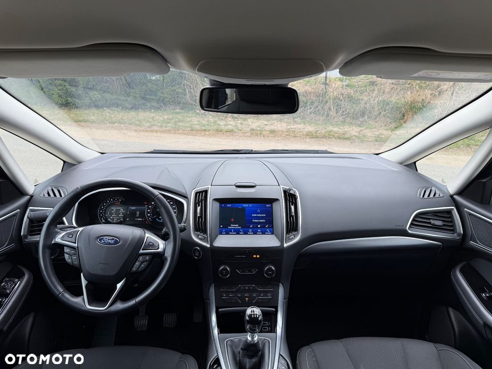 Ford S-Max 1.5 Eco Boost Start-Stopp TITANIUM - 2