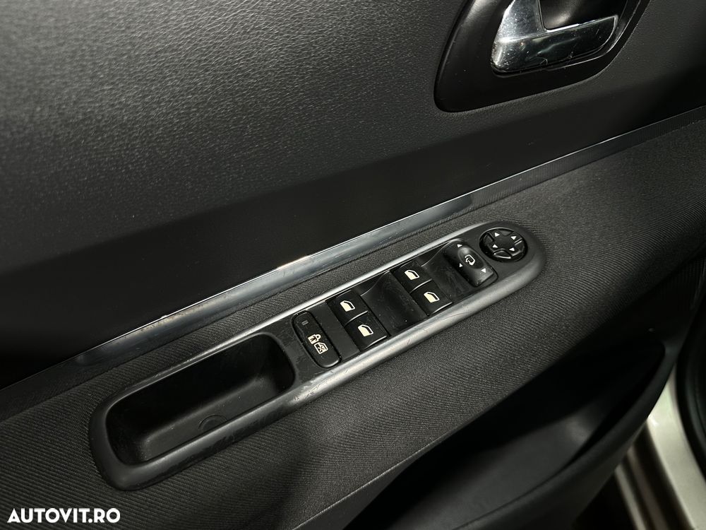 Peugeot 3008 - 15