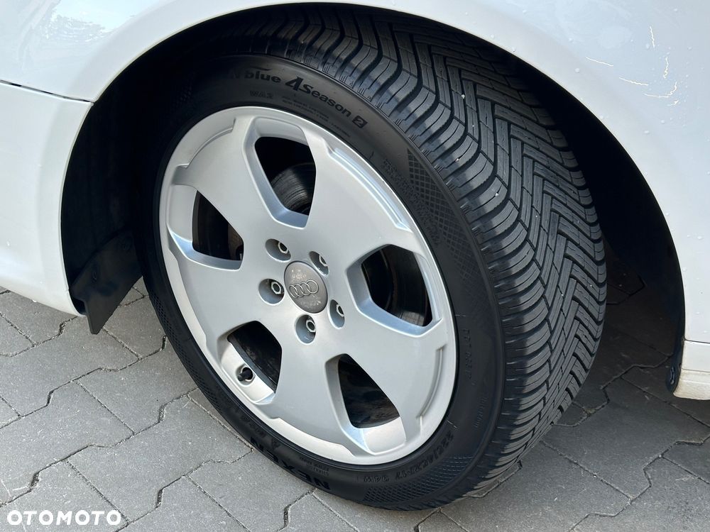 Audi A3 3-drzwiowe 1.6 TDI DPF Ambition - 19