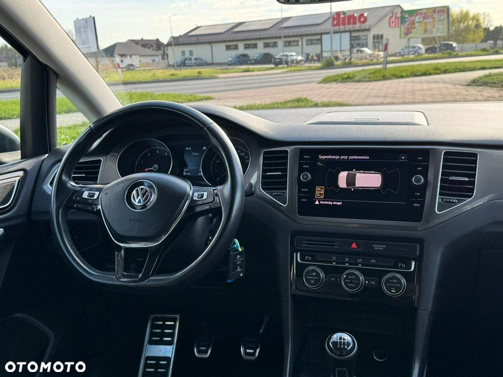 Volkswagen Golf Sportsvan - 19