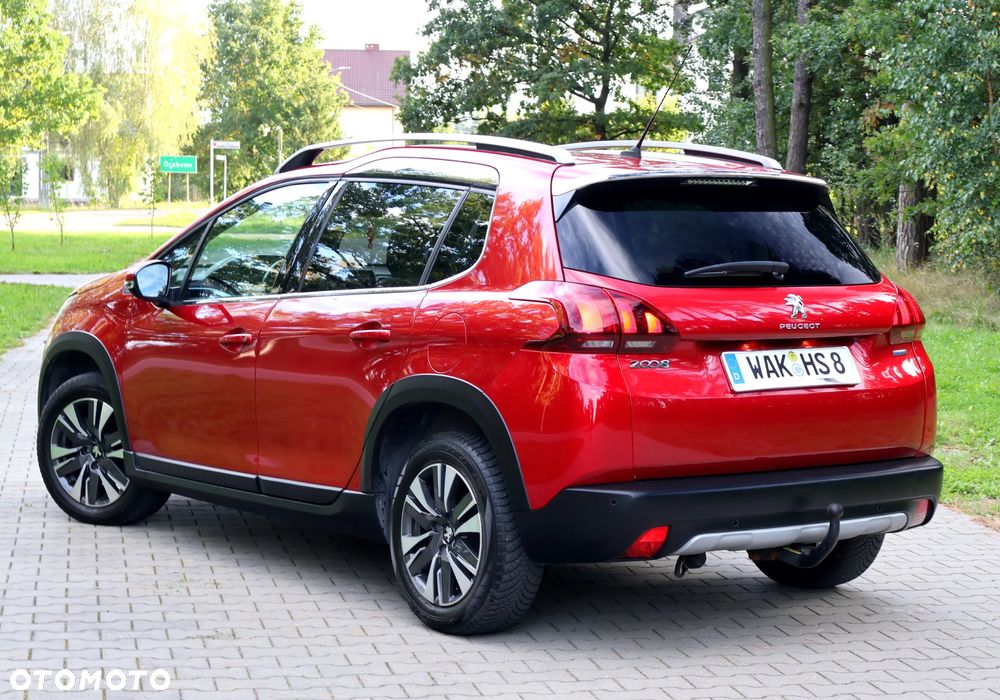 Peugeot 2008 1.2 Pure Tech Allure S&S - 8