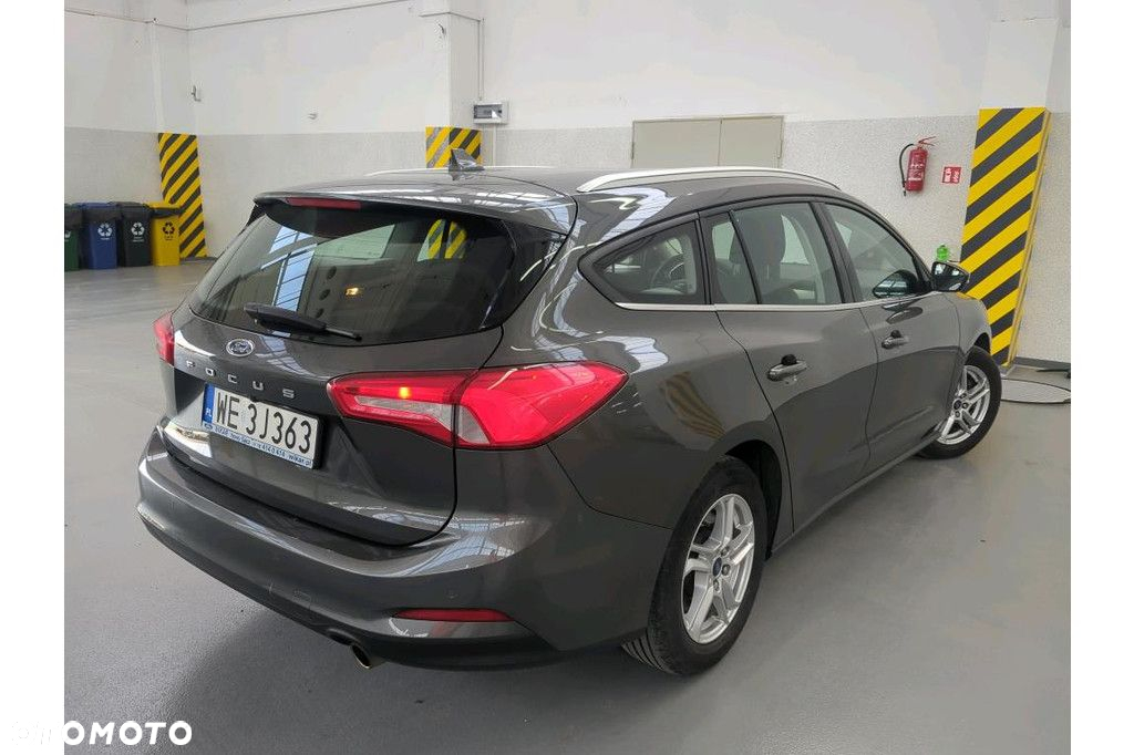Ford Focus 1.0 EcoBoost Connected - 3