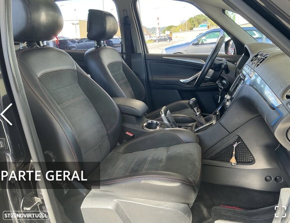 Ford S-Max 2.0 TDCi Titanium 7L - 4