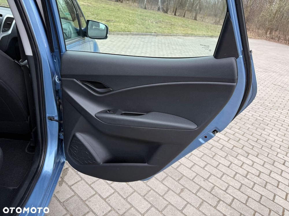 Hyundai ix20 - 11