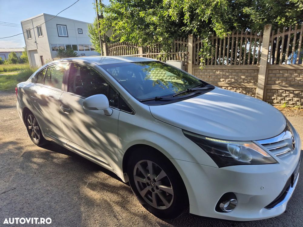 Toyota Avensis 2.2 D-CAT Luxury Aut. (consola argintie) - 3