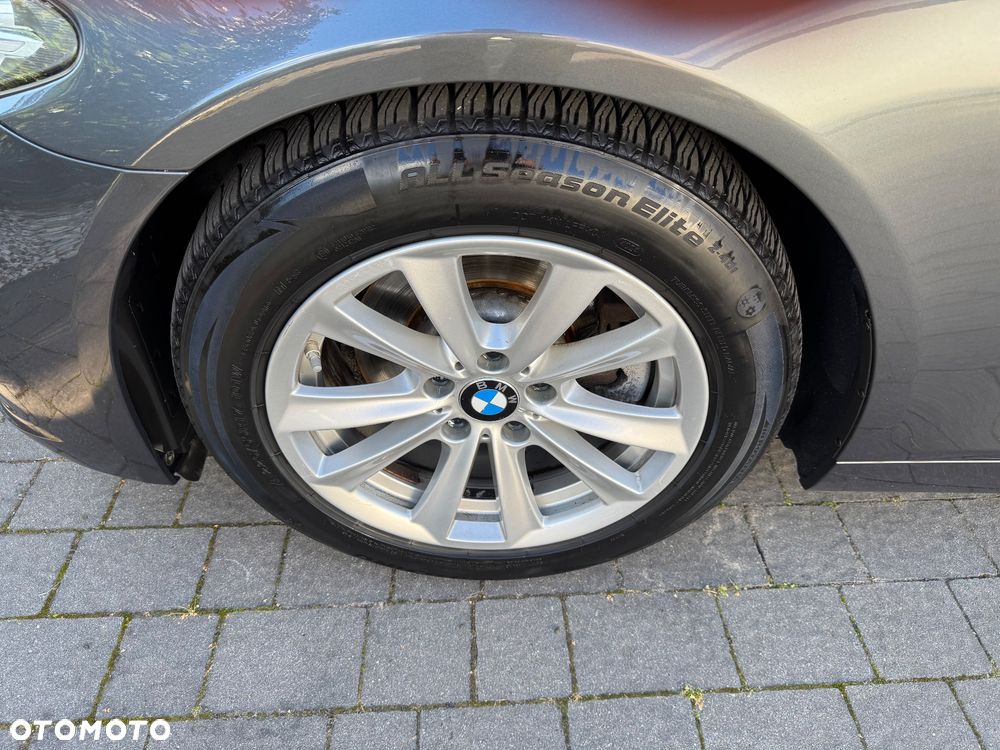BMW Seria 5 520d Sport Line sport - 37