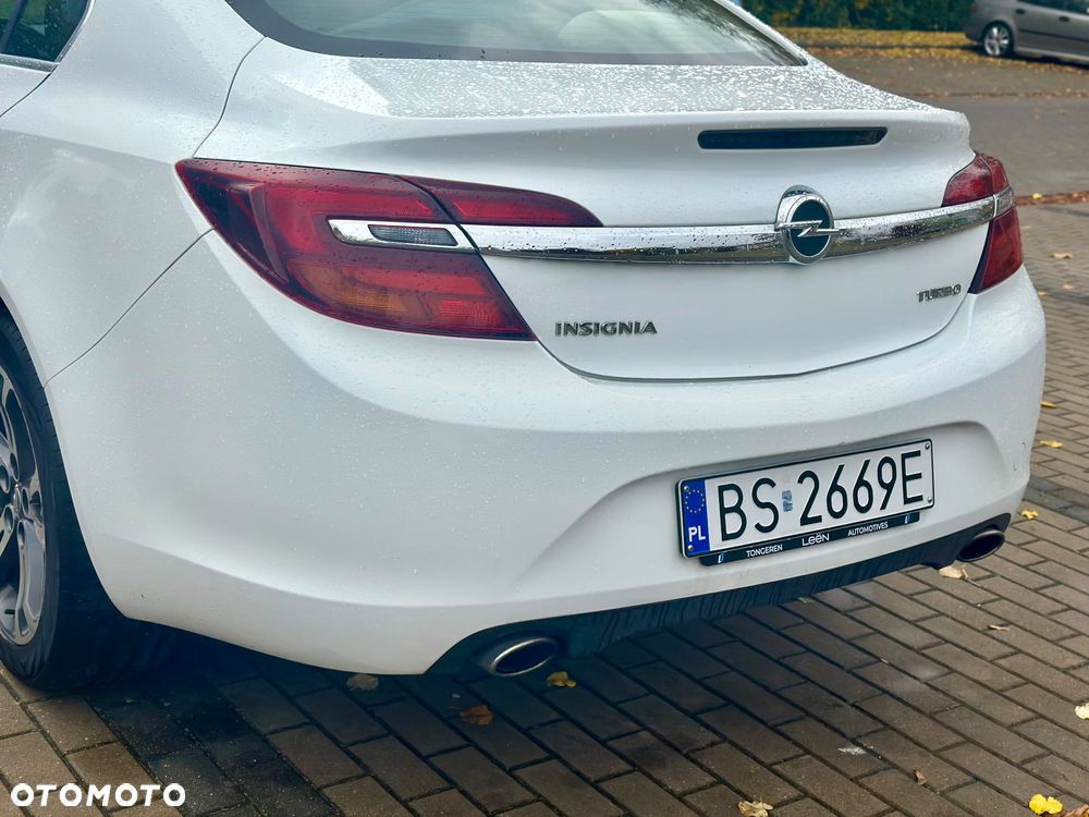 Opel Insignia - 11