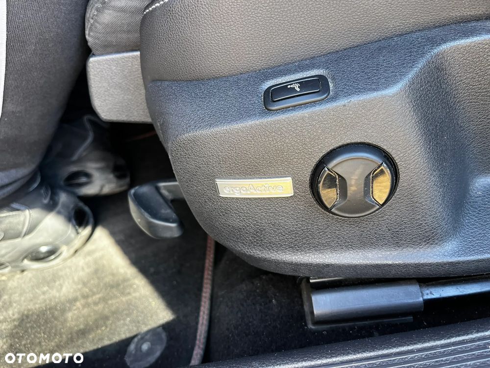 Volkswagen Golf 2.0 TDI BMT Comfortline EU6 - 26