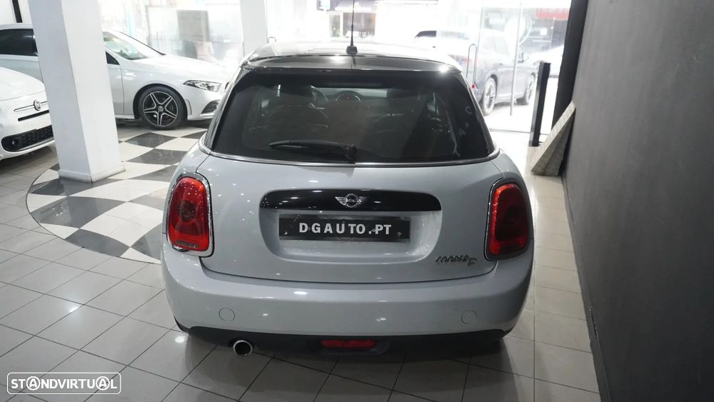 MINI 3 Portas Cooper D - 7