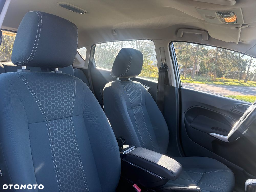 Ford Fiesta 1.25 Titanium EU5 - 8