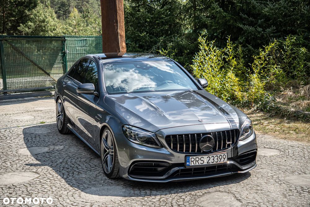 Mercedes-Benz Klasa C AMG 63 AMG Speedshift 7G-MCT - 24
