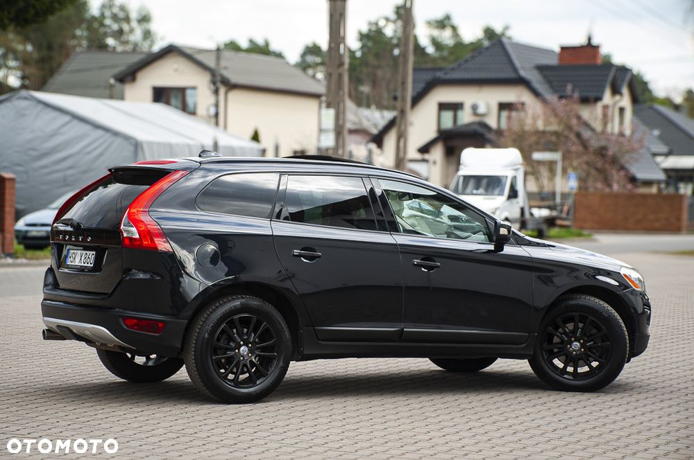 Volvo XC 60 D5 AWD Momentum - 18