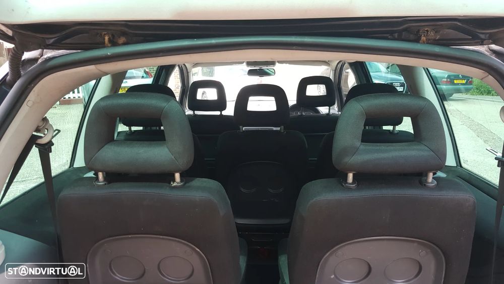 SEAT Alhambra 2.0 TDI DPF Sport - 11