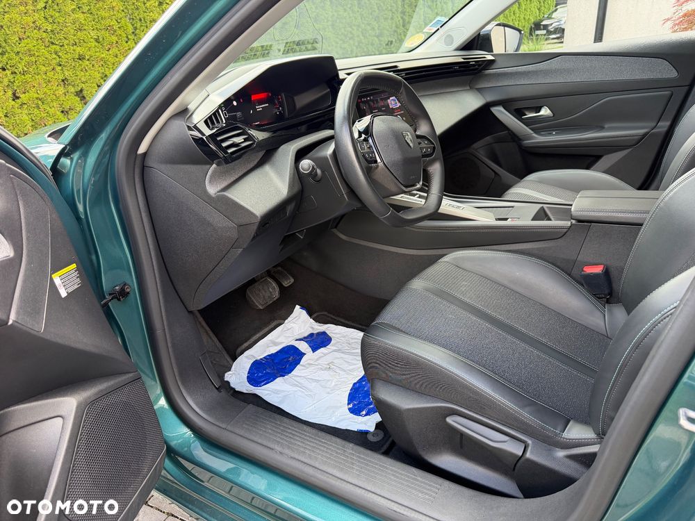 Peugeot 308 BlueHDi 130 EAT8 Allure - 10