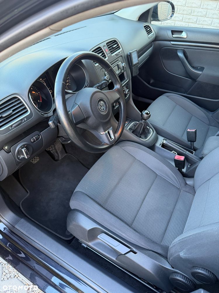 Volkswagen Golf 1.6 TDI DPF Comfortline - 10