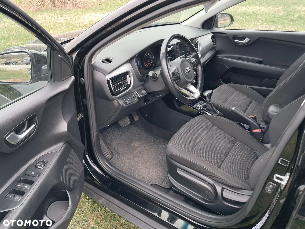 Kia Stonic 1.0 T-GDI L - 12