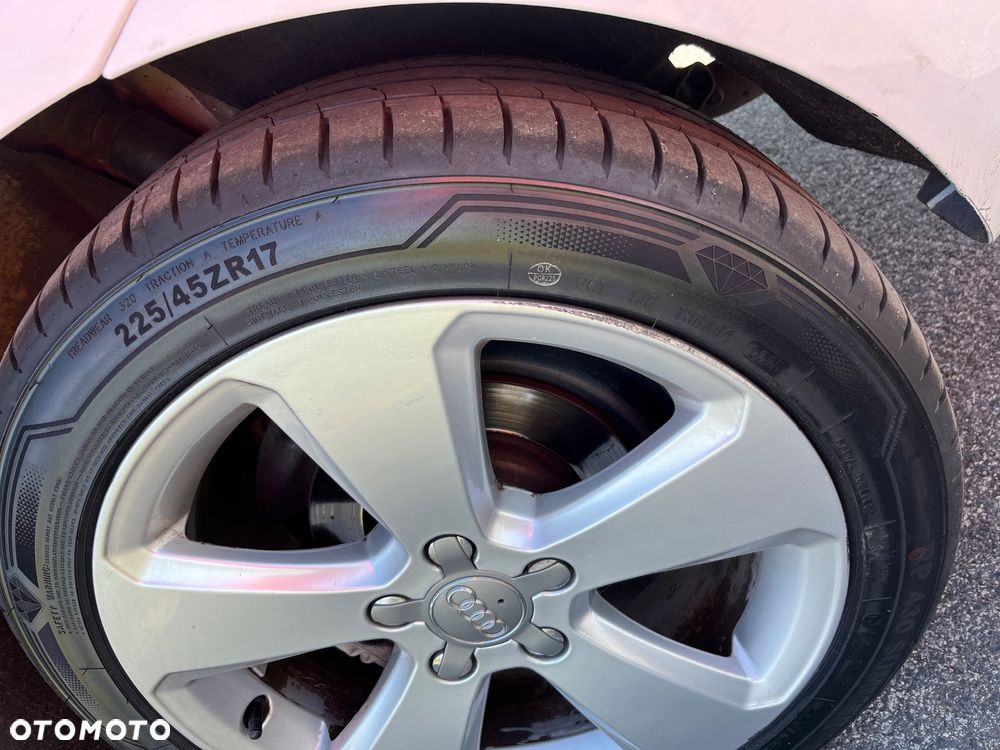 Audi A3 Sportback 2.0 TDI DPF Ambiente - 9