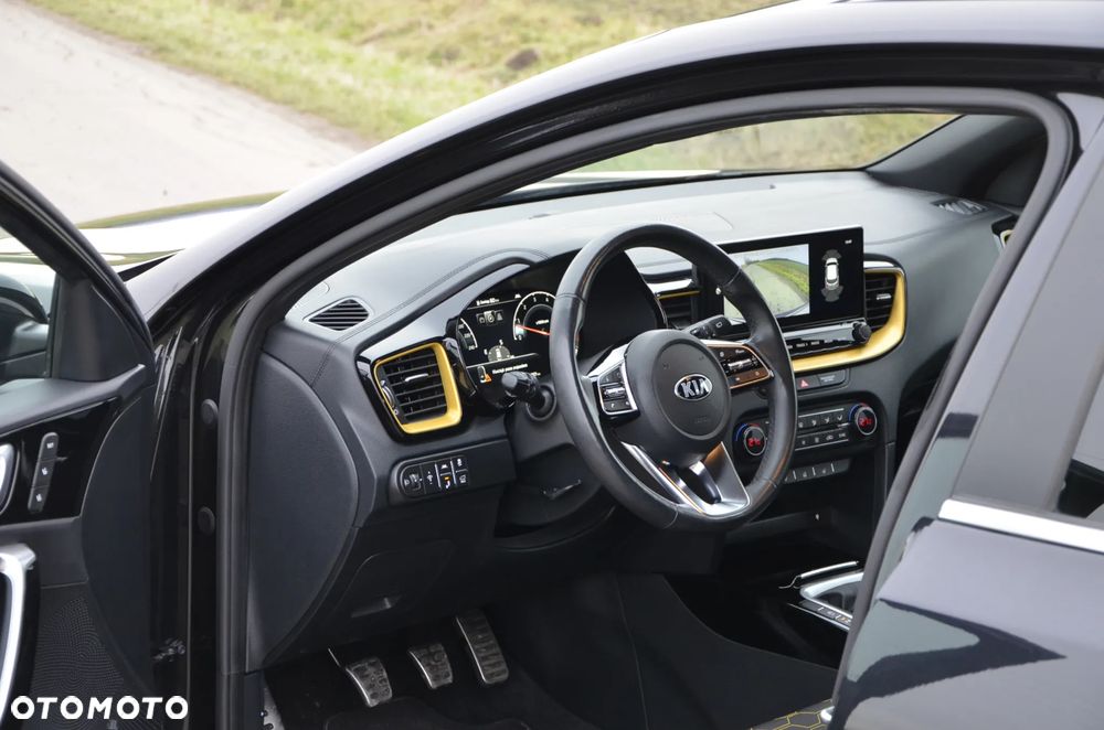 Kia XCeed 1.5 T-GDI OPF PLATINUM EDITION - 16