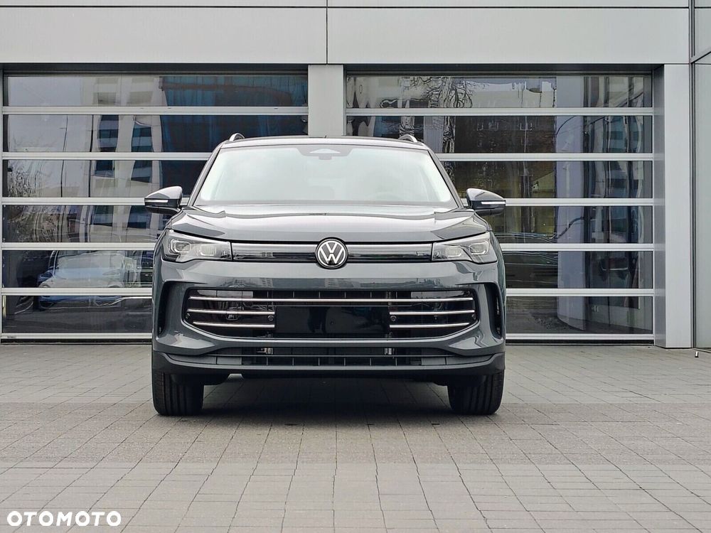 Volkswagen Tiguan 1.5 eTSI Elegance DSG - 3