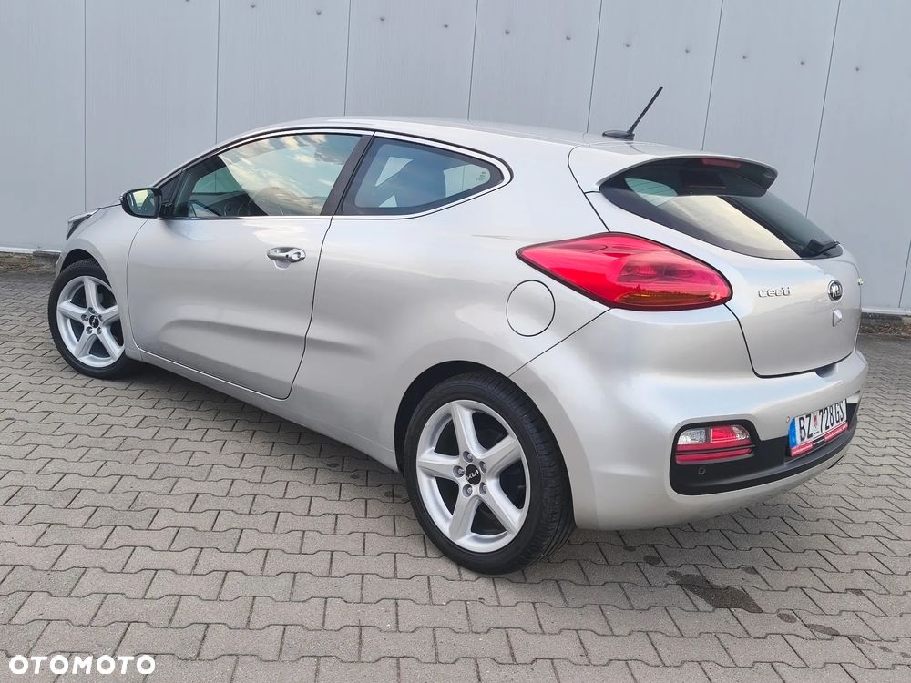 Kia ProCeed 1.6 GDI XL - 26