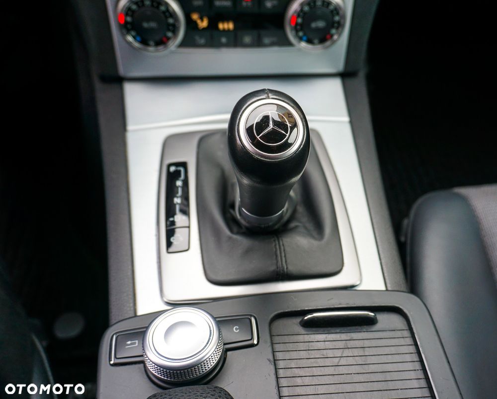 Mercedes-Benz Klasa C 200 Kompressor Automatik Avantgarde - 25