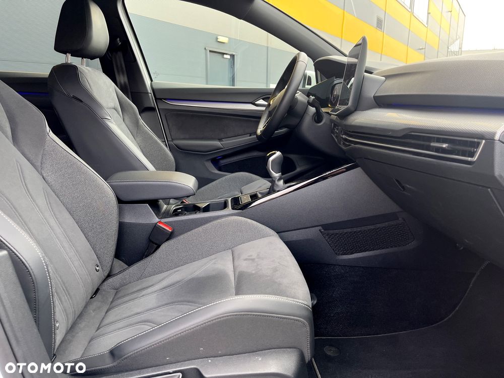 Volkswagen Golf VIII 1.5 TSI Edition 50 - 11