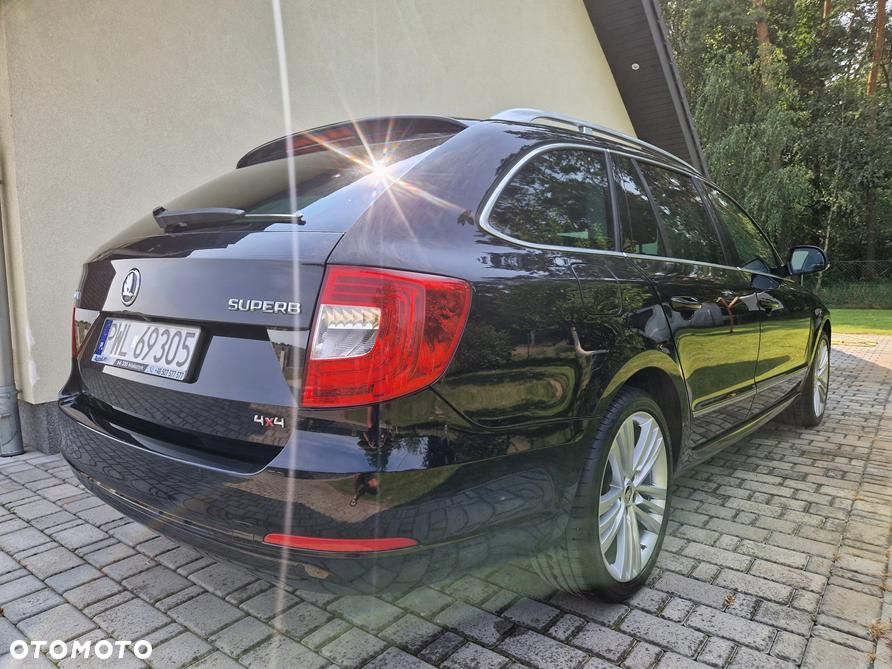 Skoda Superb 2.0 TDI Green tec 4x4 DSG Exclusive - 9