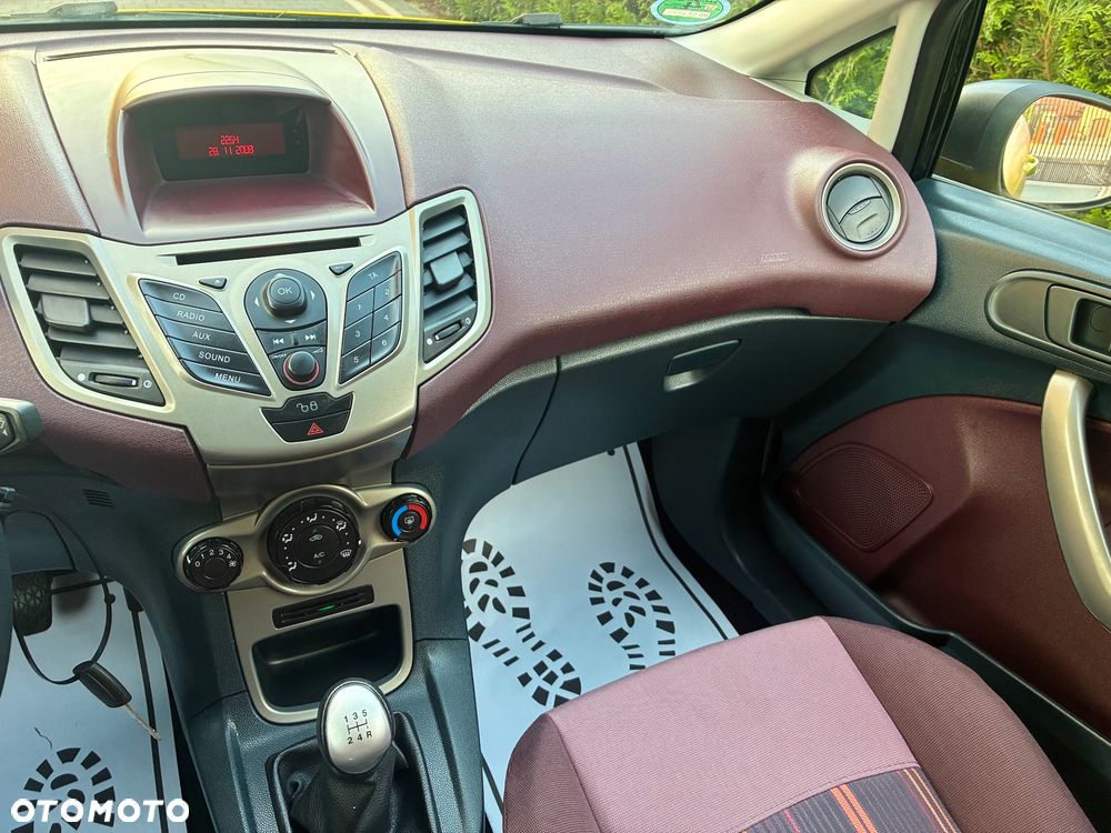 Ford Fiesta 1.25 Gold X - 16
