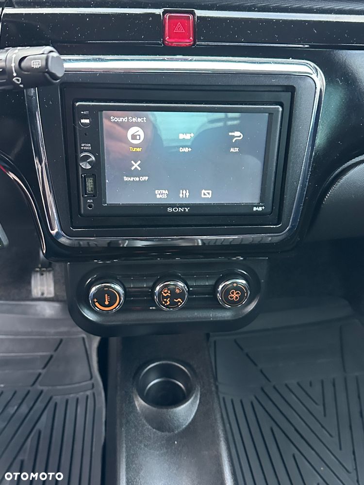 Aixam Crossover - 24