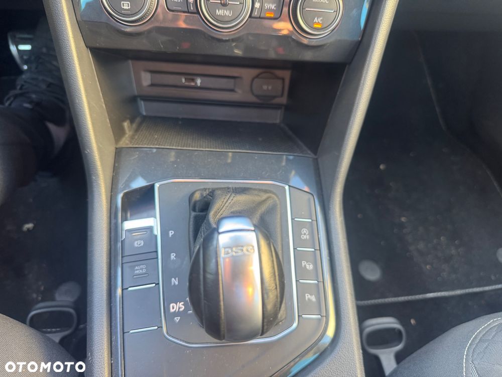 Volkswagen Tiguan 1.5 TSI EVO JOIN DSG - 16
