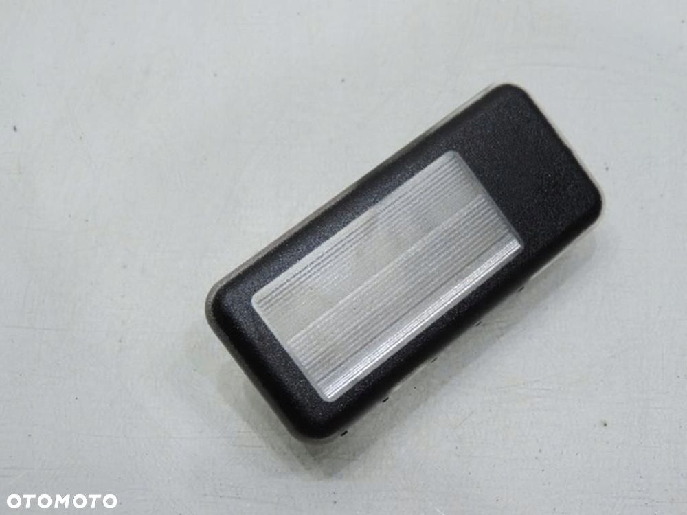 LAMPKA OŚWIETLENIE PODSUFITKI BMW X5 E53 - 2