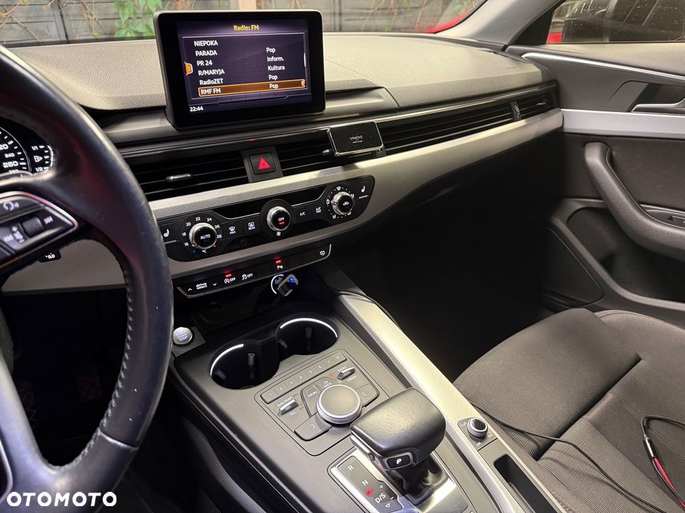 Audi A4 Avant 2.0 TDI S tronic - 11