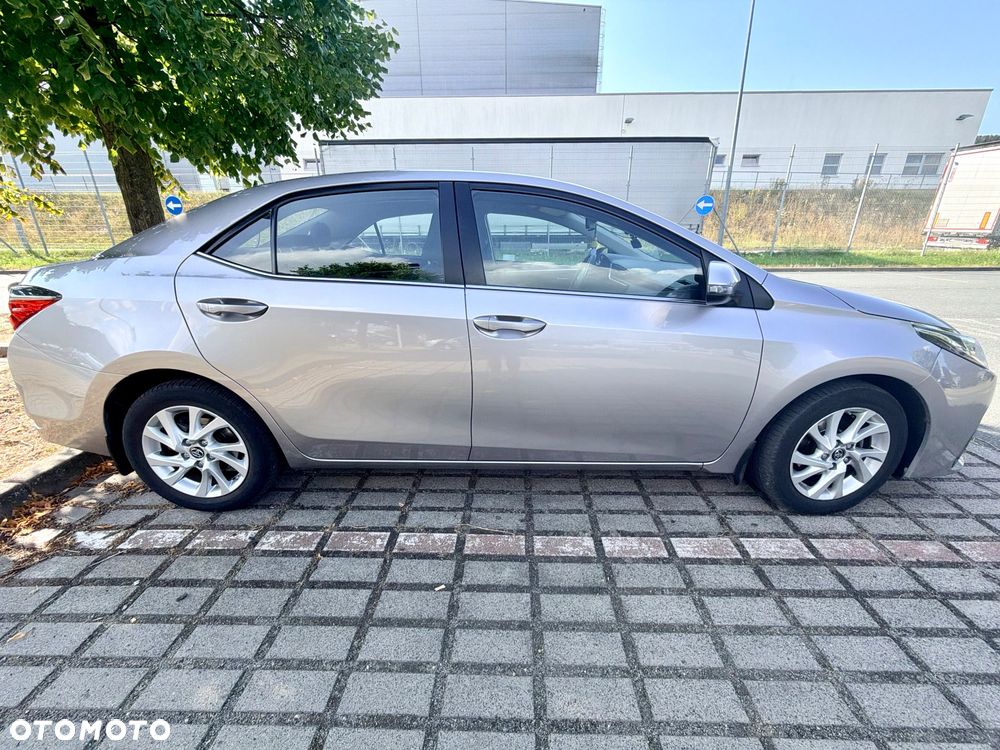 Toyota Corolla 1.6 Comfort - 3