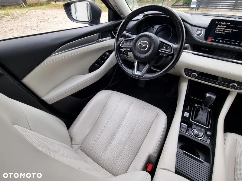 Mazda 6 2.5 100th Anniversary - 17