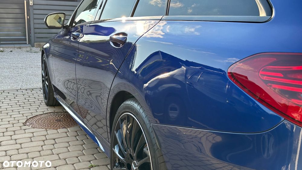 Mercedes-Benz Klasa C 220 d T 9G-TRONIC Night Edition - 13