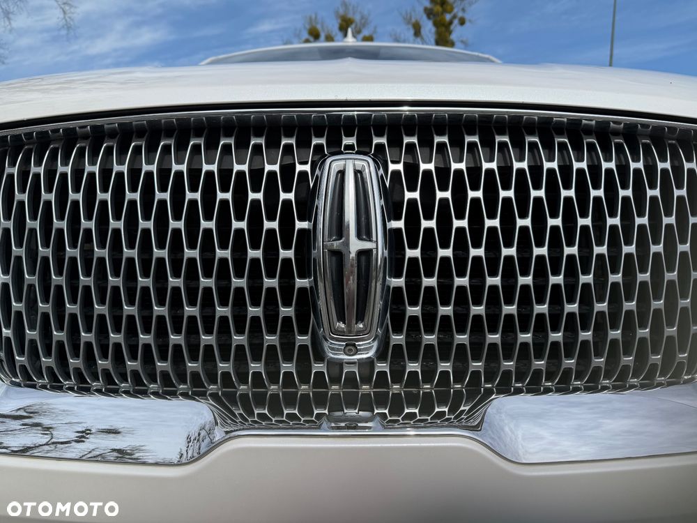 Lincoln Navigator - 4