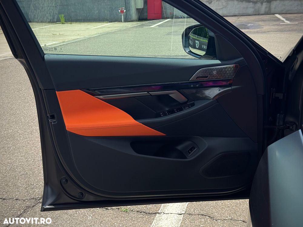 BMW M5 xDrive AT PHEV - 17
